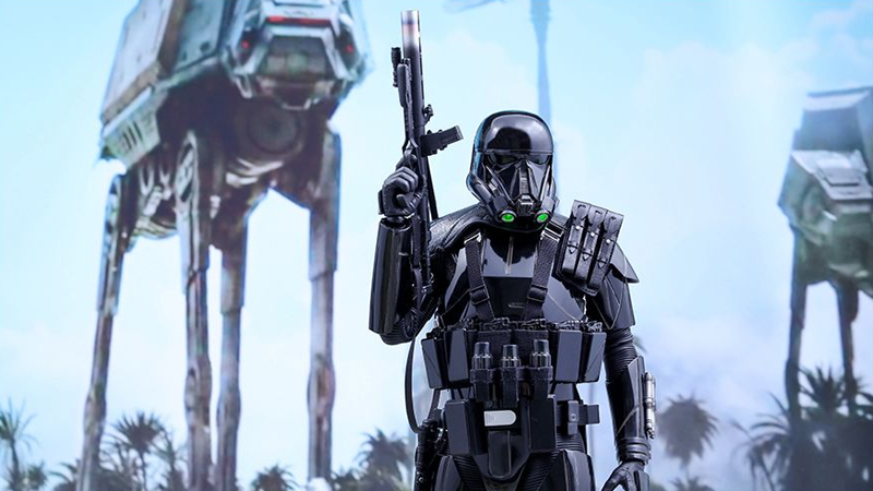 Illustration for article titled Hot Toys' First Rogue One Figure Is a Very Shiny Deathtrooper